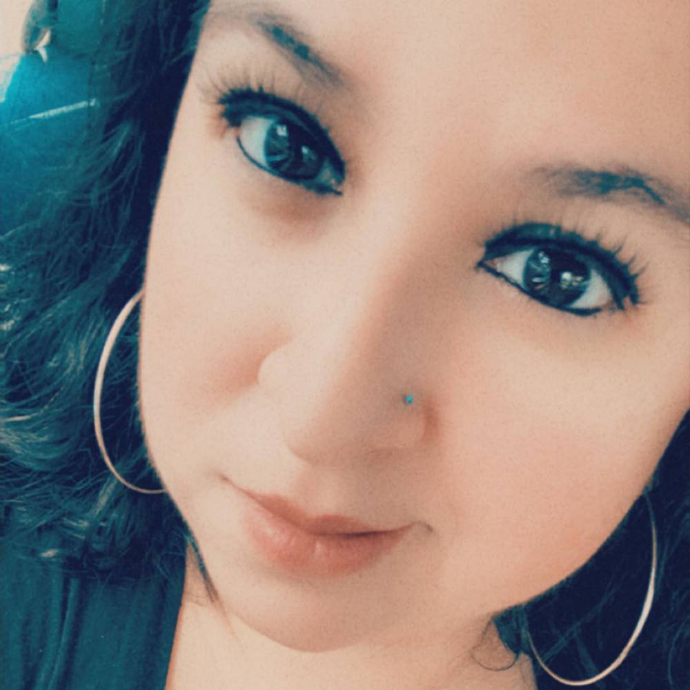 Meet your Posher, Gabriela